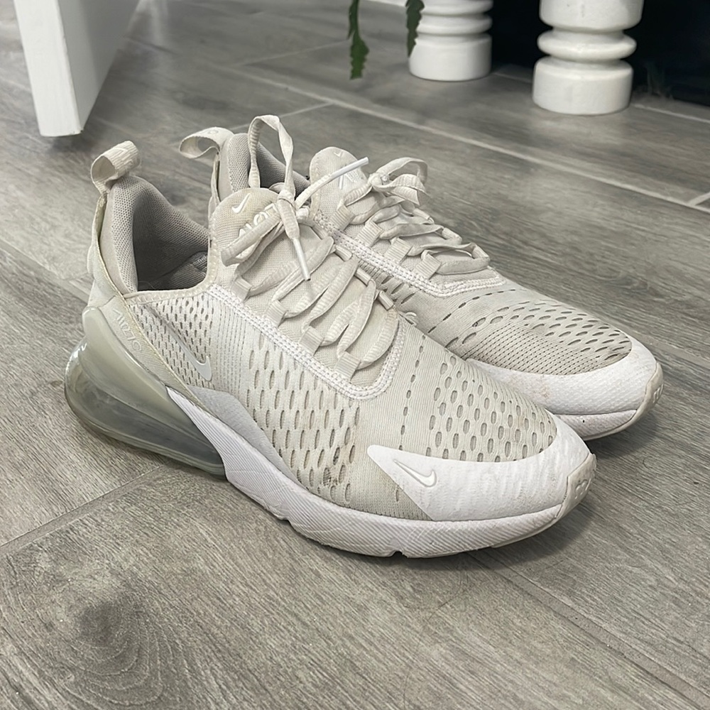 Womens Nike 270